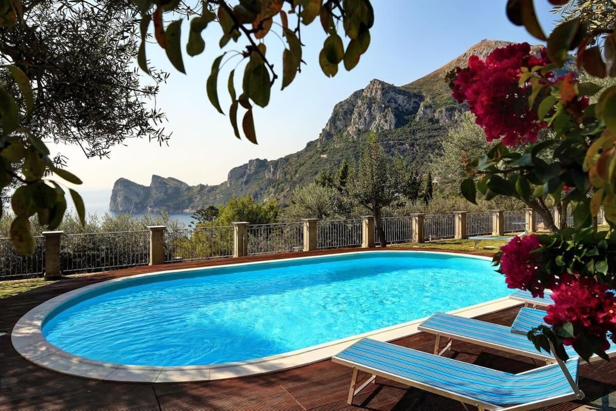 Villa Relais Mamma Mia Sea Views Pool & Terraces à Massa Lubrense Extérieur photo